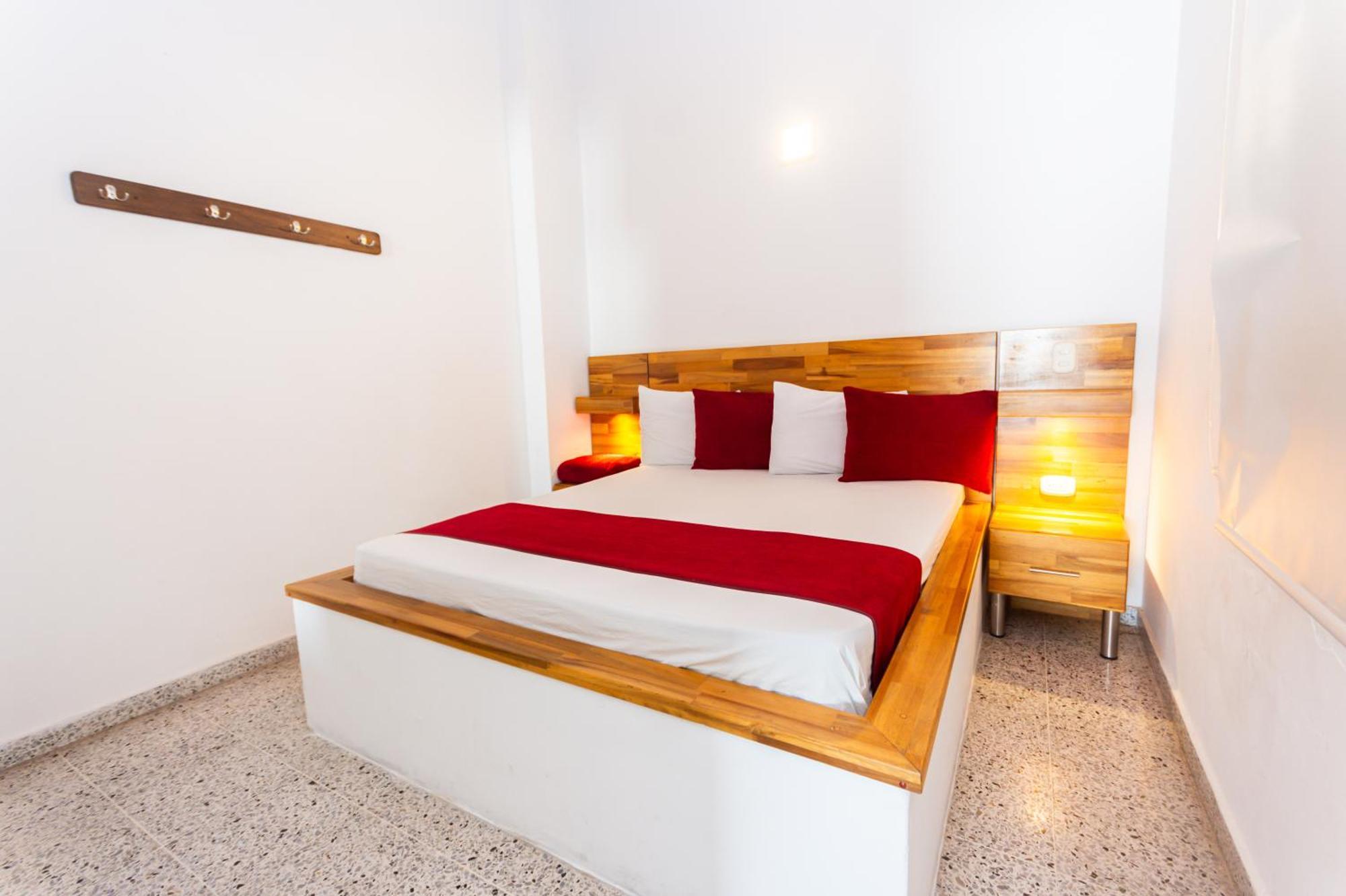 Hotel Bicentenario Rionegro Eksteriør billede