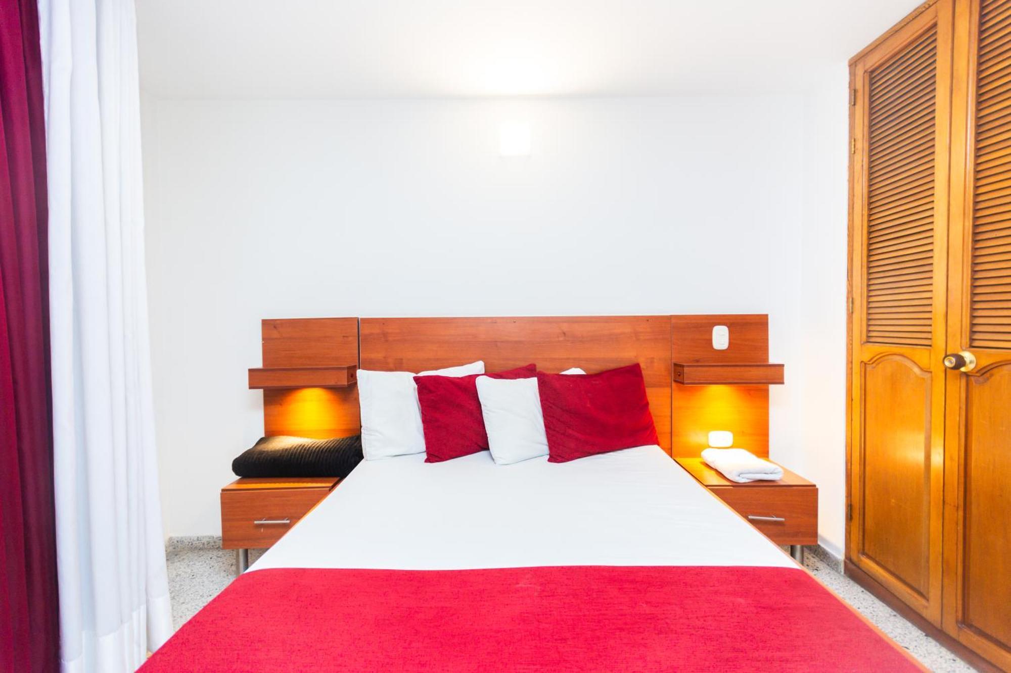 Hotel Bicentenario Rionegro Eksteriør billede