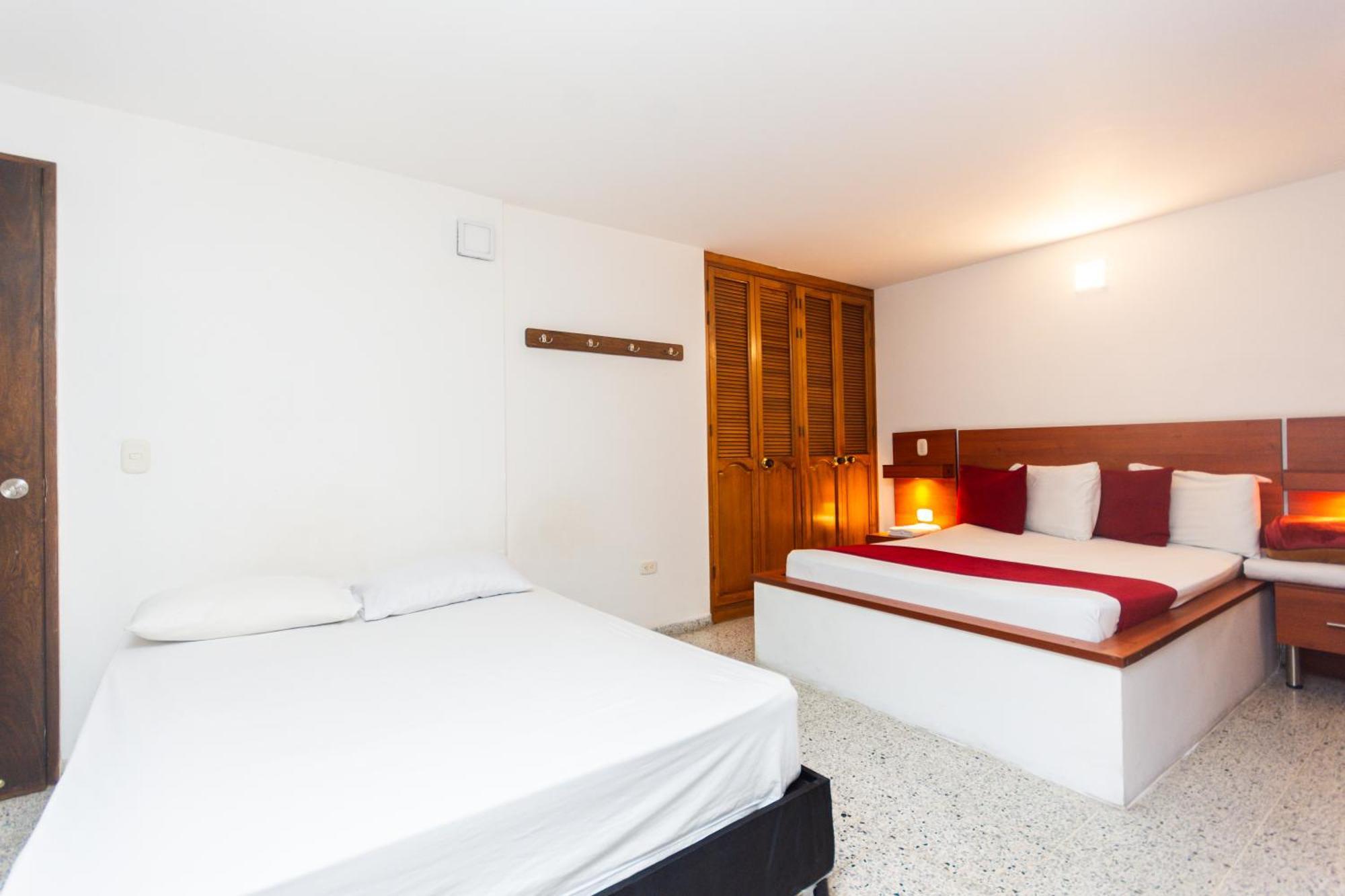Hotel Bicentenario Rionegro Eksteriør billede