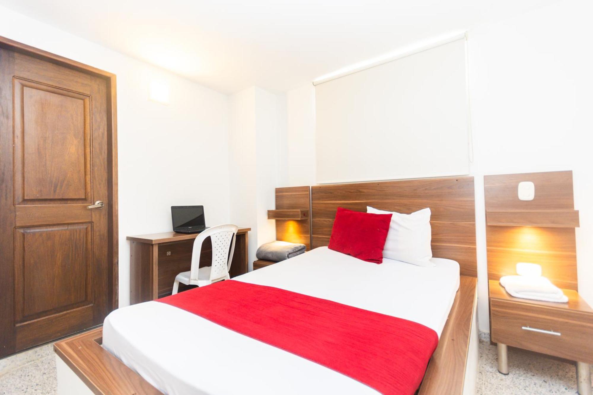 Hotel Bicentenario Rionegro Eksteriør billede